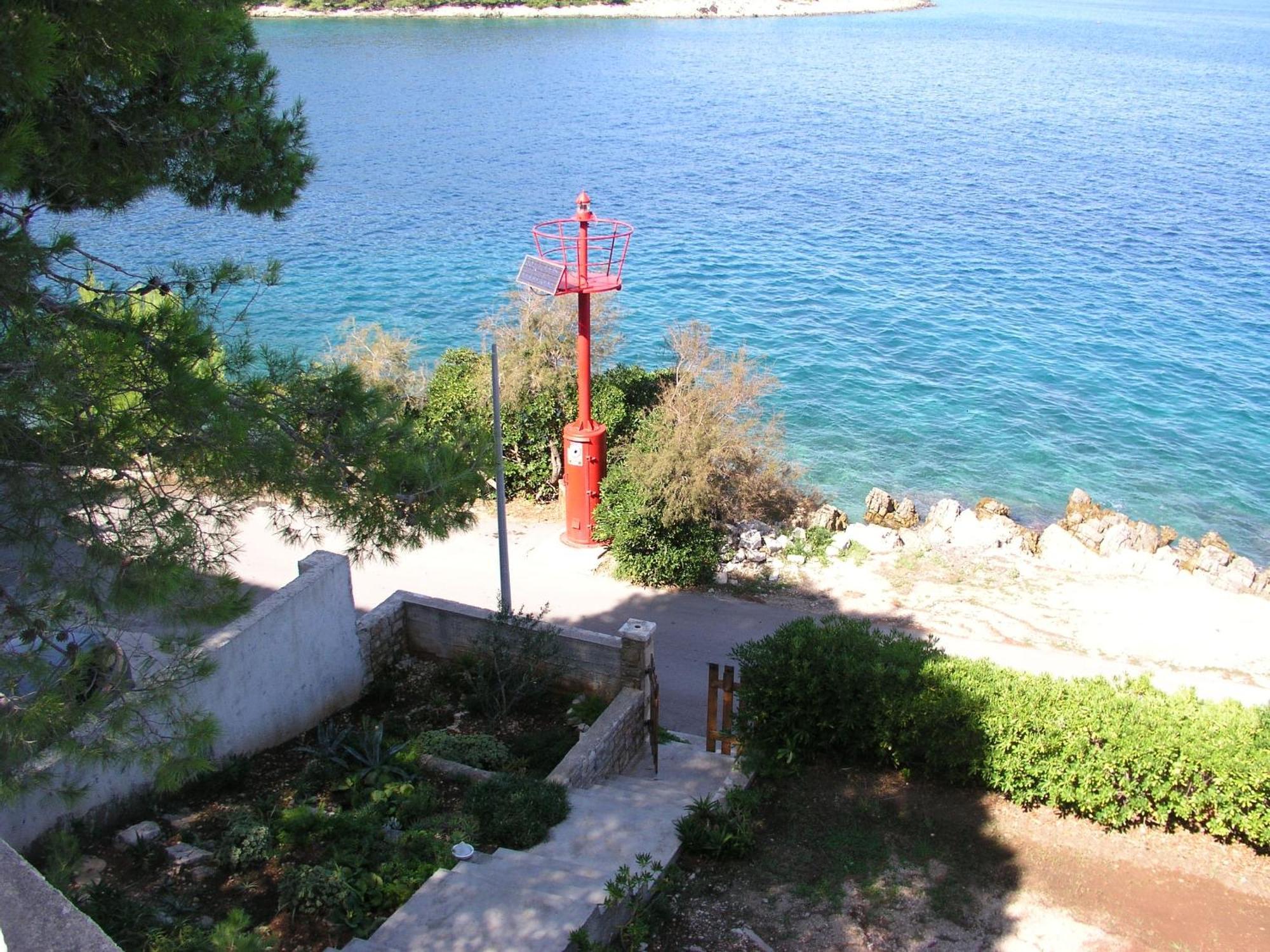 Apartments By The Sea Stomorska, Solta - 5190 Экстерьер фото